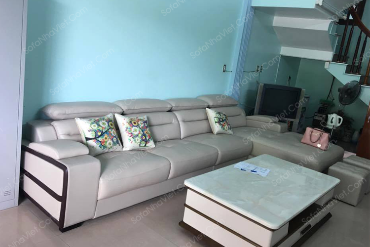 Giao sofa nhà chú Hưng ở Lê Trọng Tấn