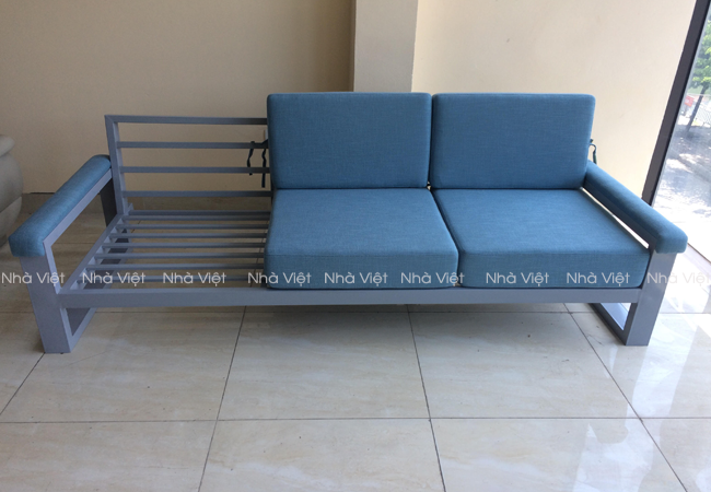 Bàn ghế sofa văng vải sử dụng khung bằng sắt